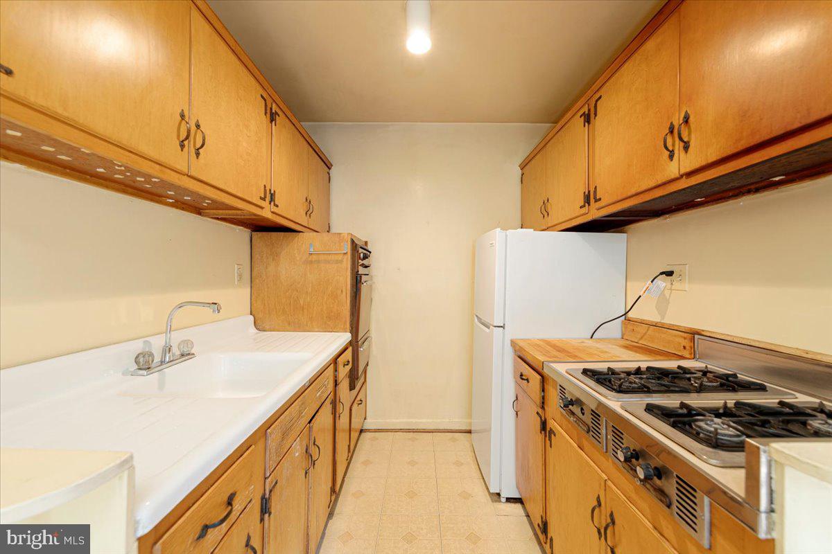 2325 42ND STREET NW 404
