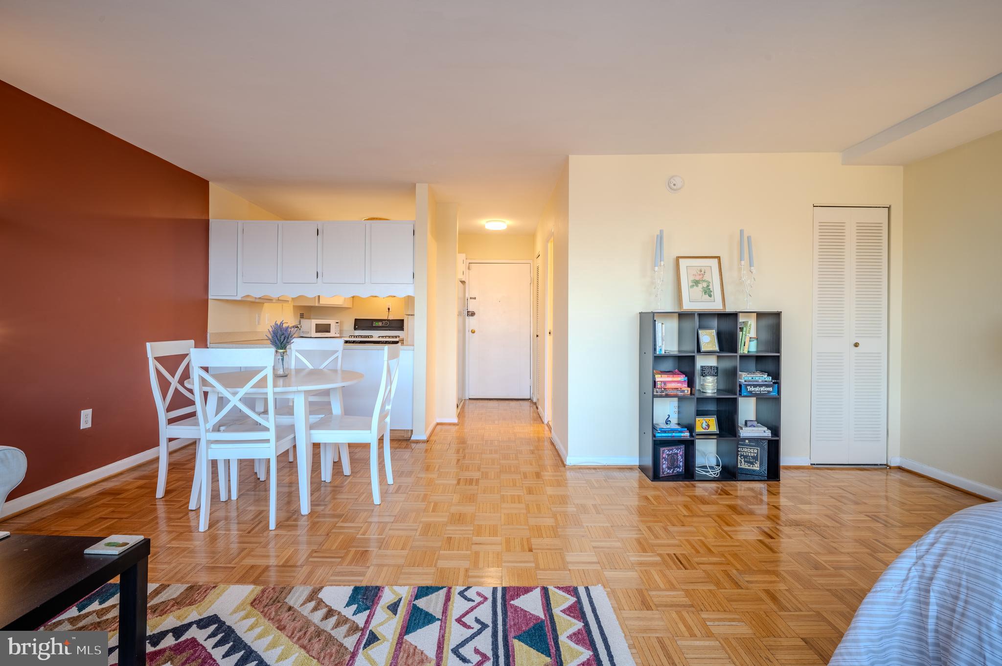 922 24TH STREET NW 612
