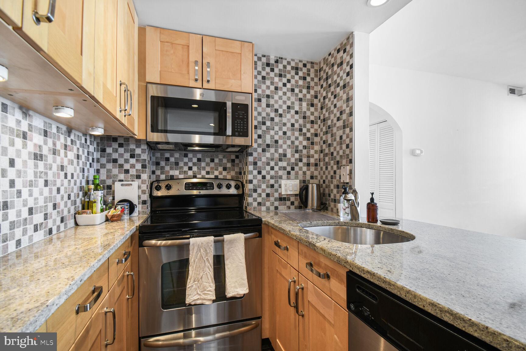1736 WILLARD STREET NW 302