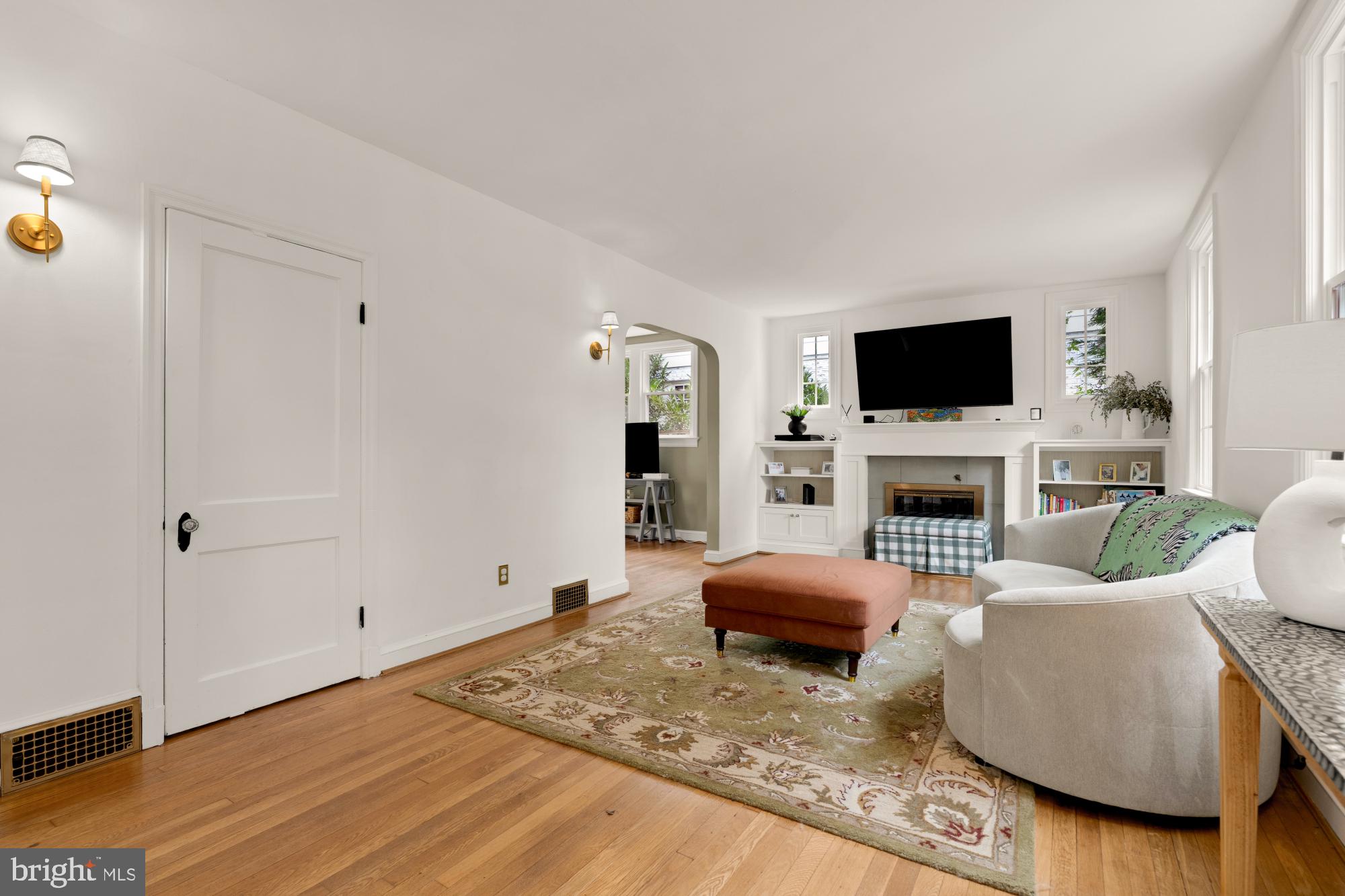 4826 BUTTERWORTH PLACE NW