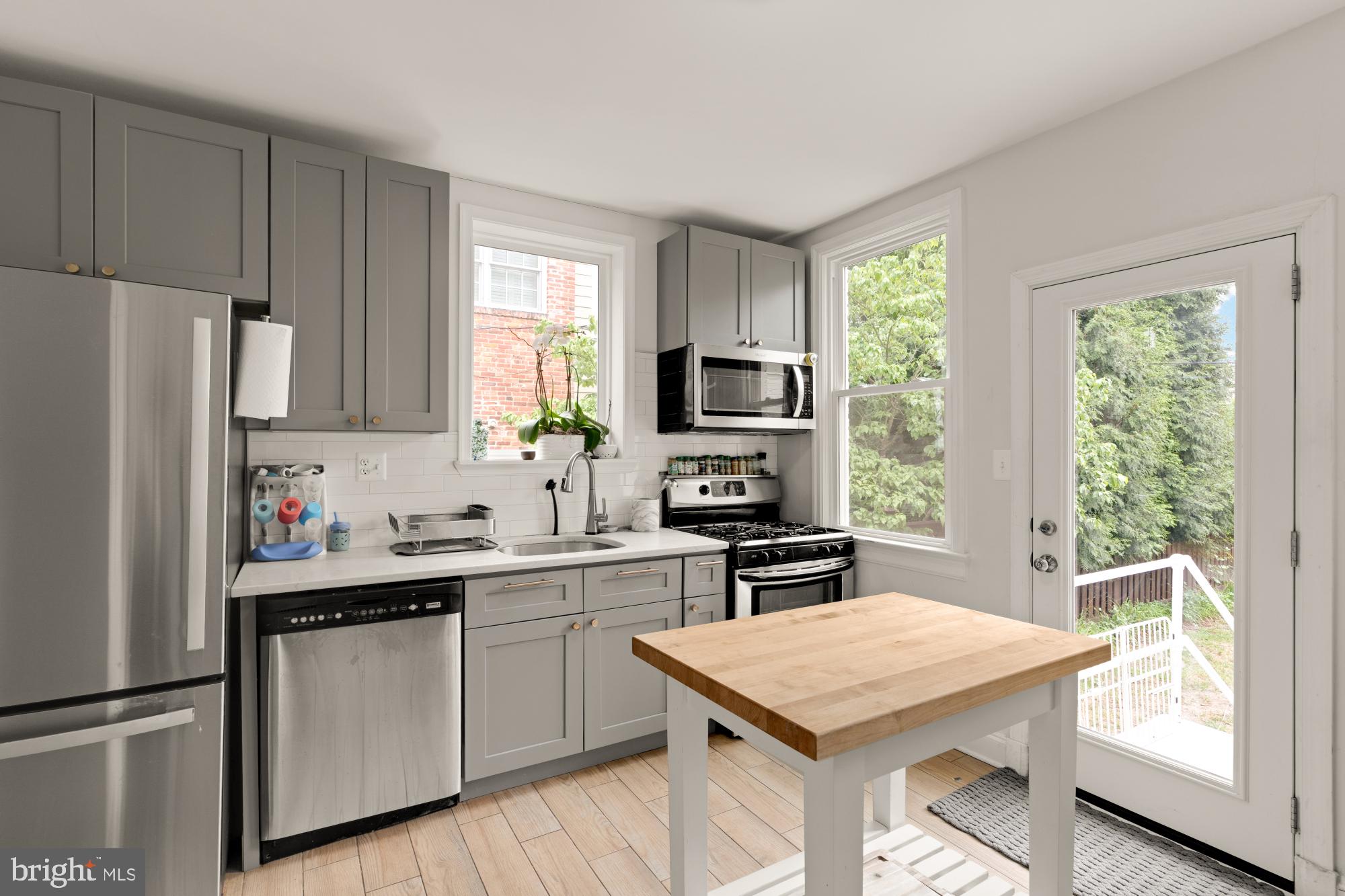 4826 BUTTERWORTH PLACE NW