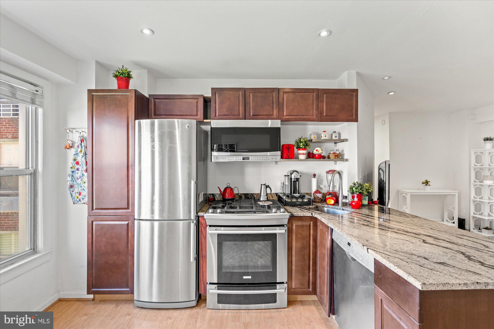 2500 Q STREET NW 330
