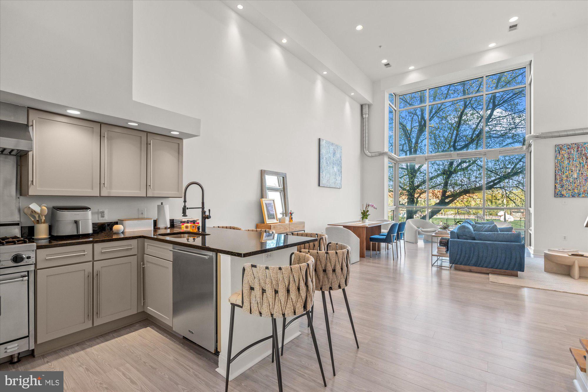 1610 11TH STREET NW 3B