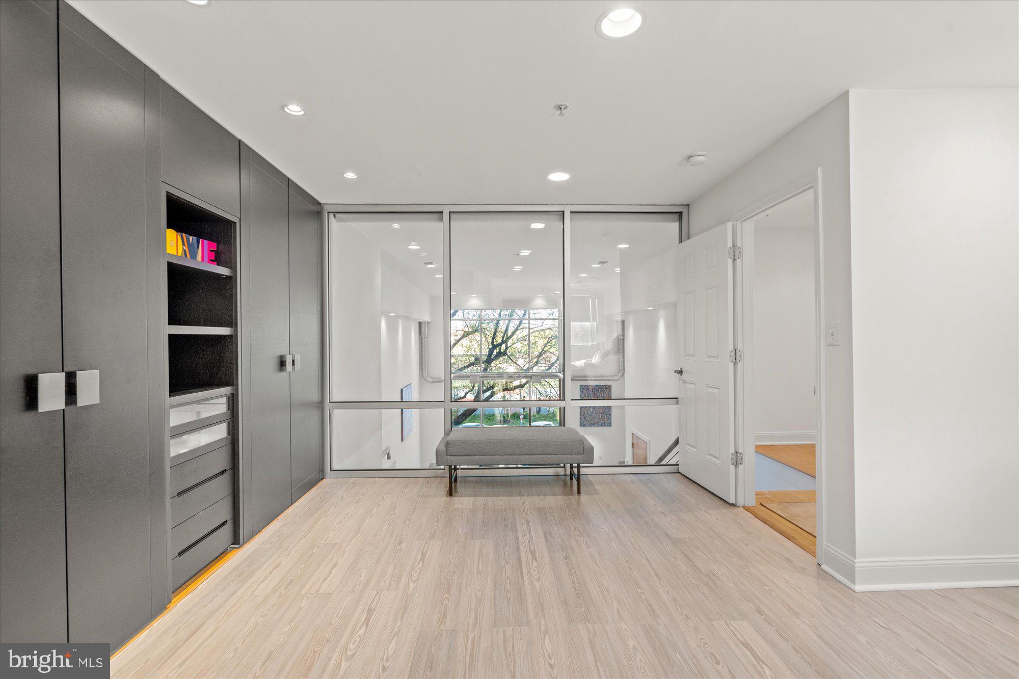 1610 11TH STREET NW 3B