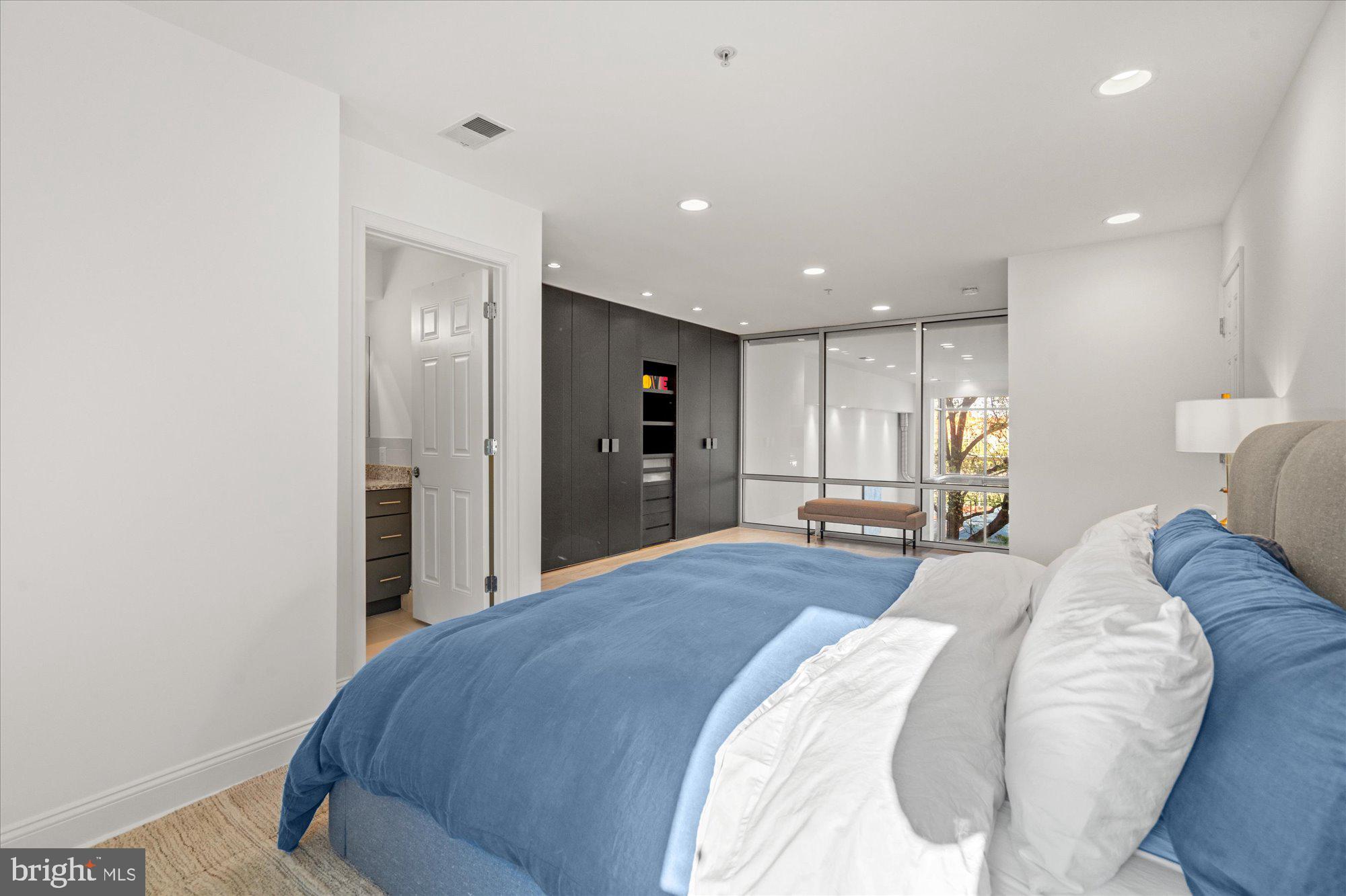 1610 11TH STREET NW 3B