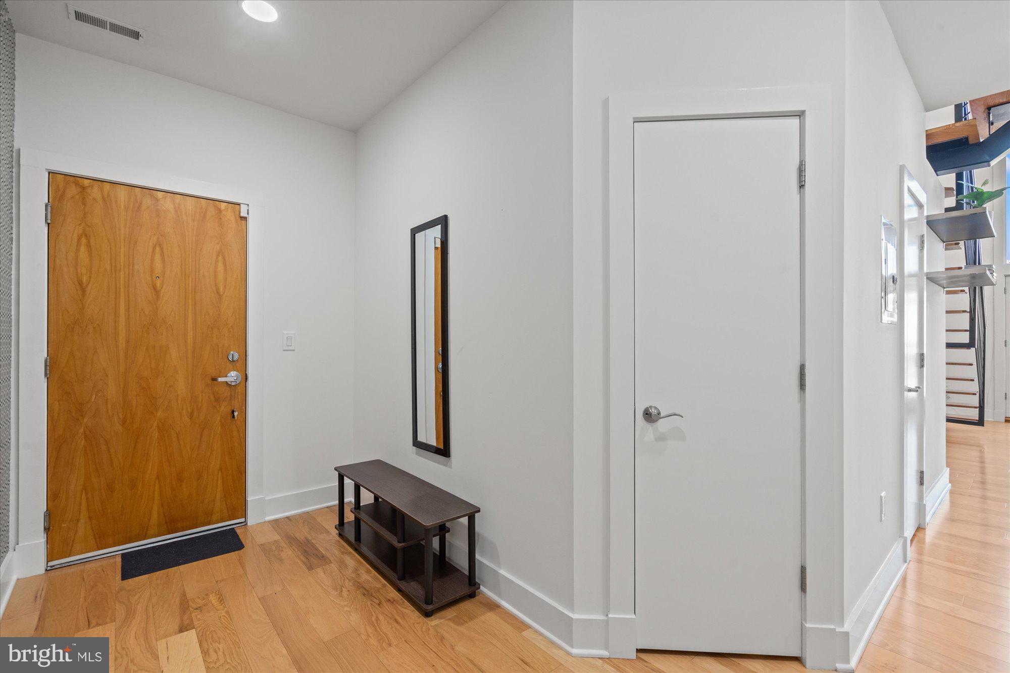 449 R STREET NW 301