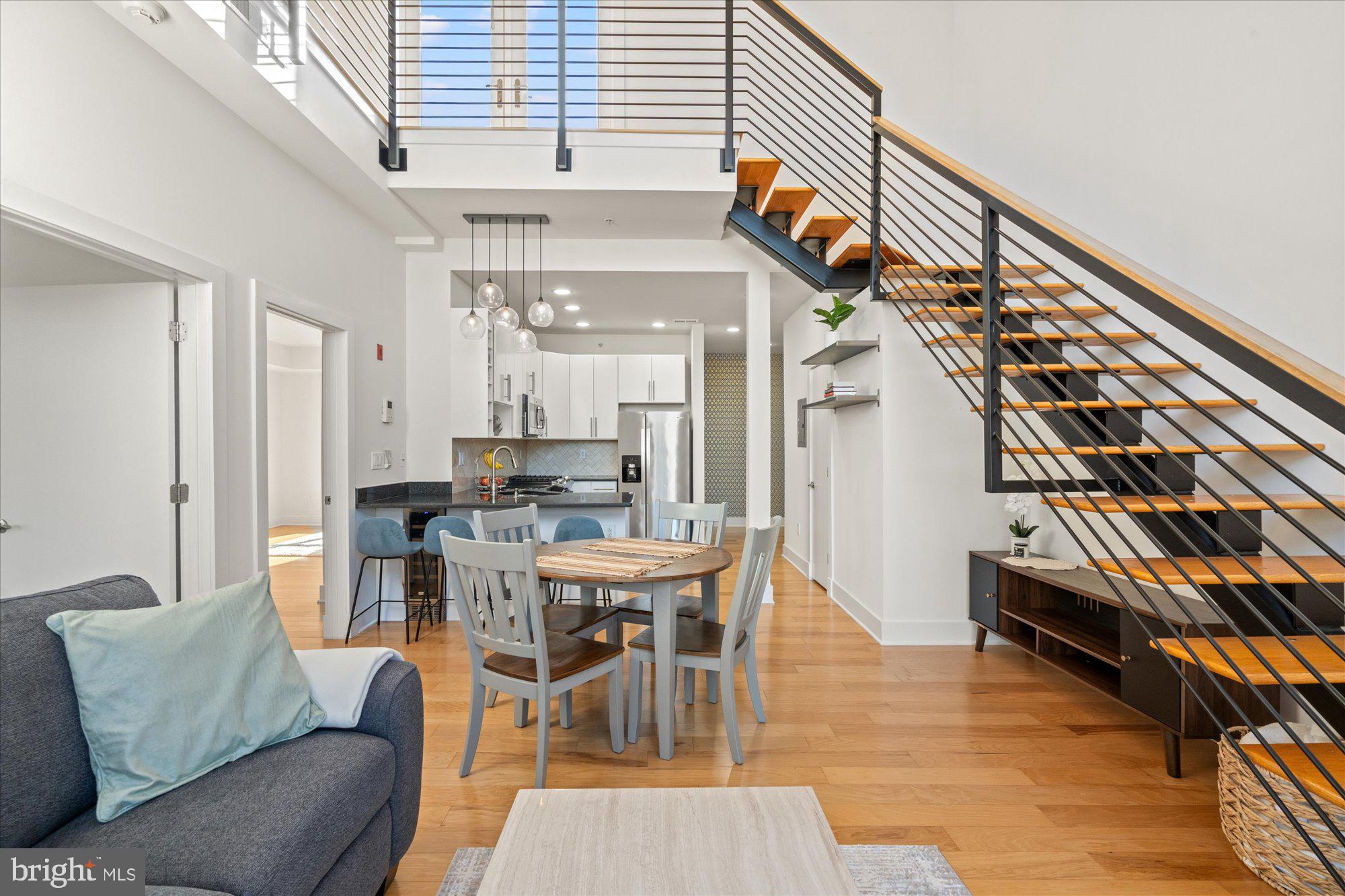 449 R STREET NW 301