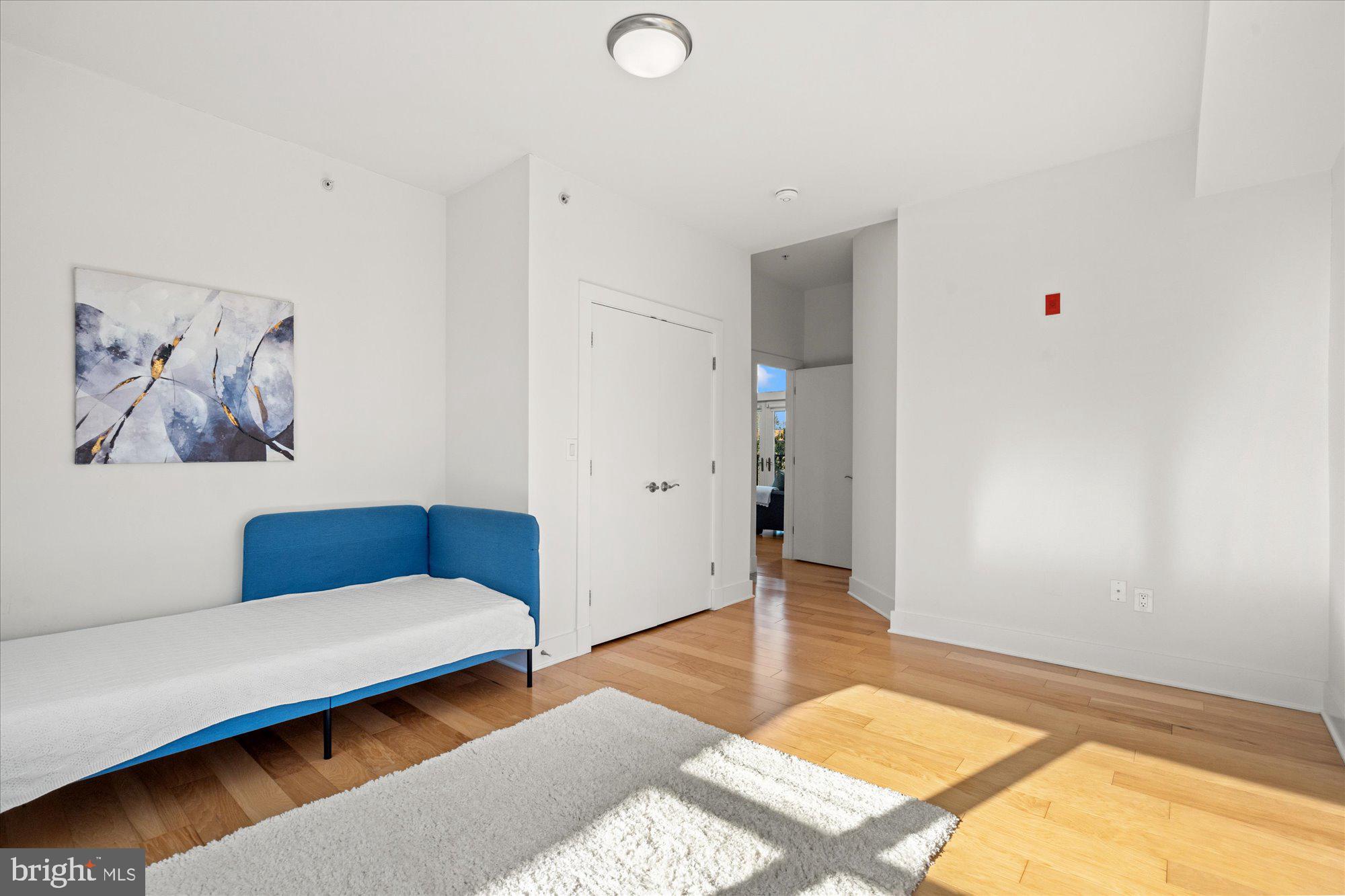 449 R STREET NW 301