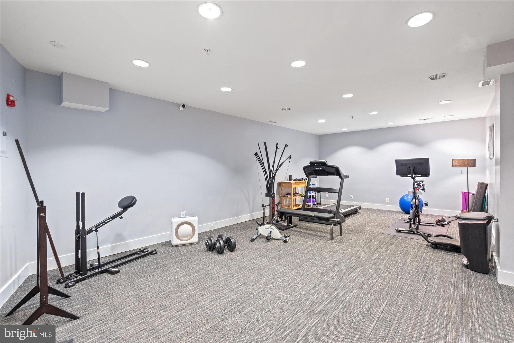 449 R STREET NW 301