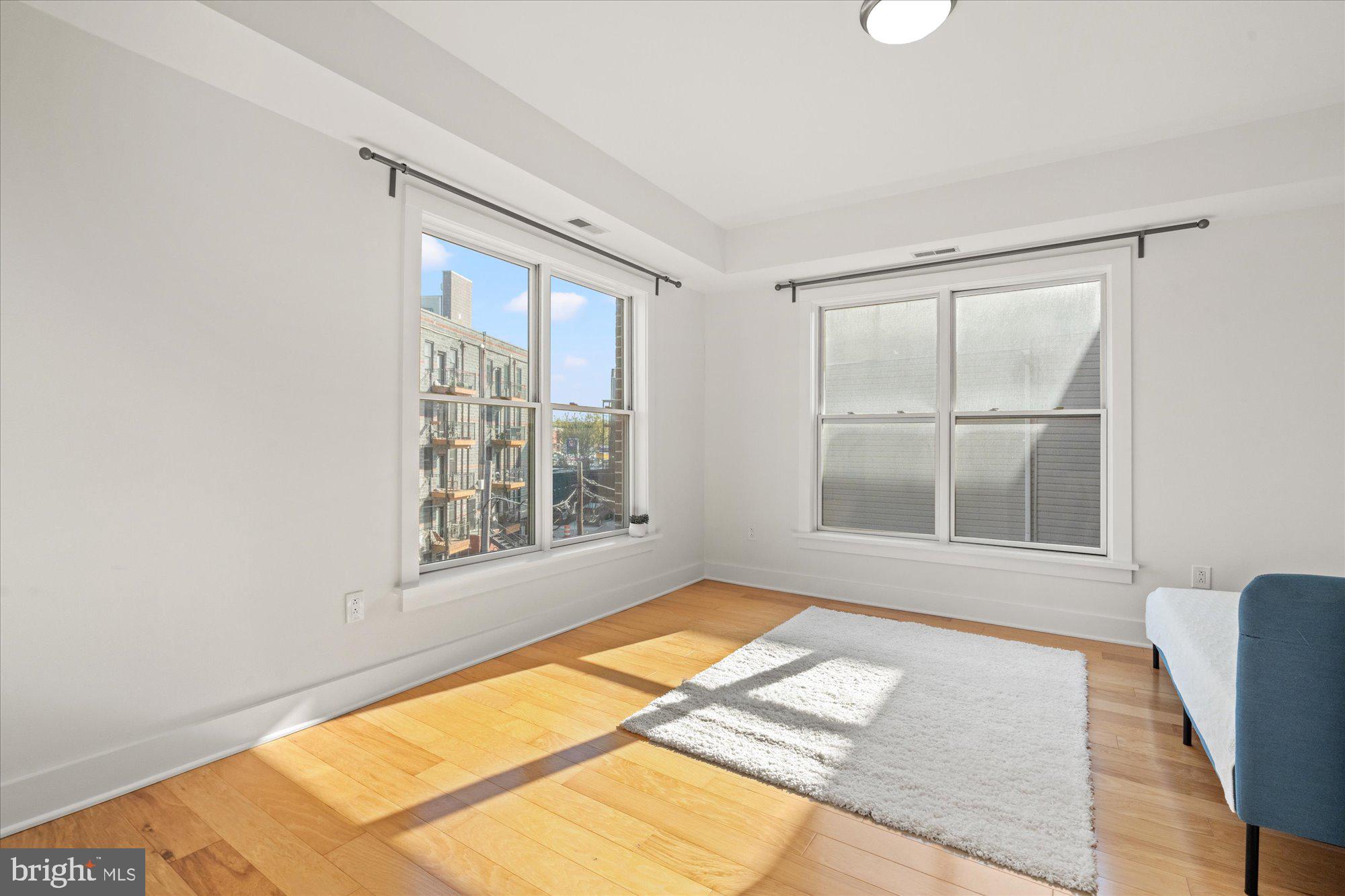 449 R STREET NW 301