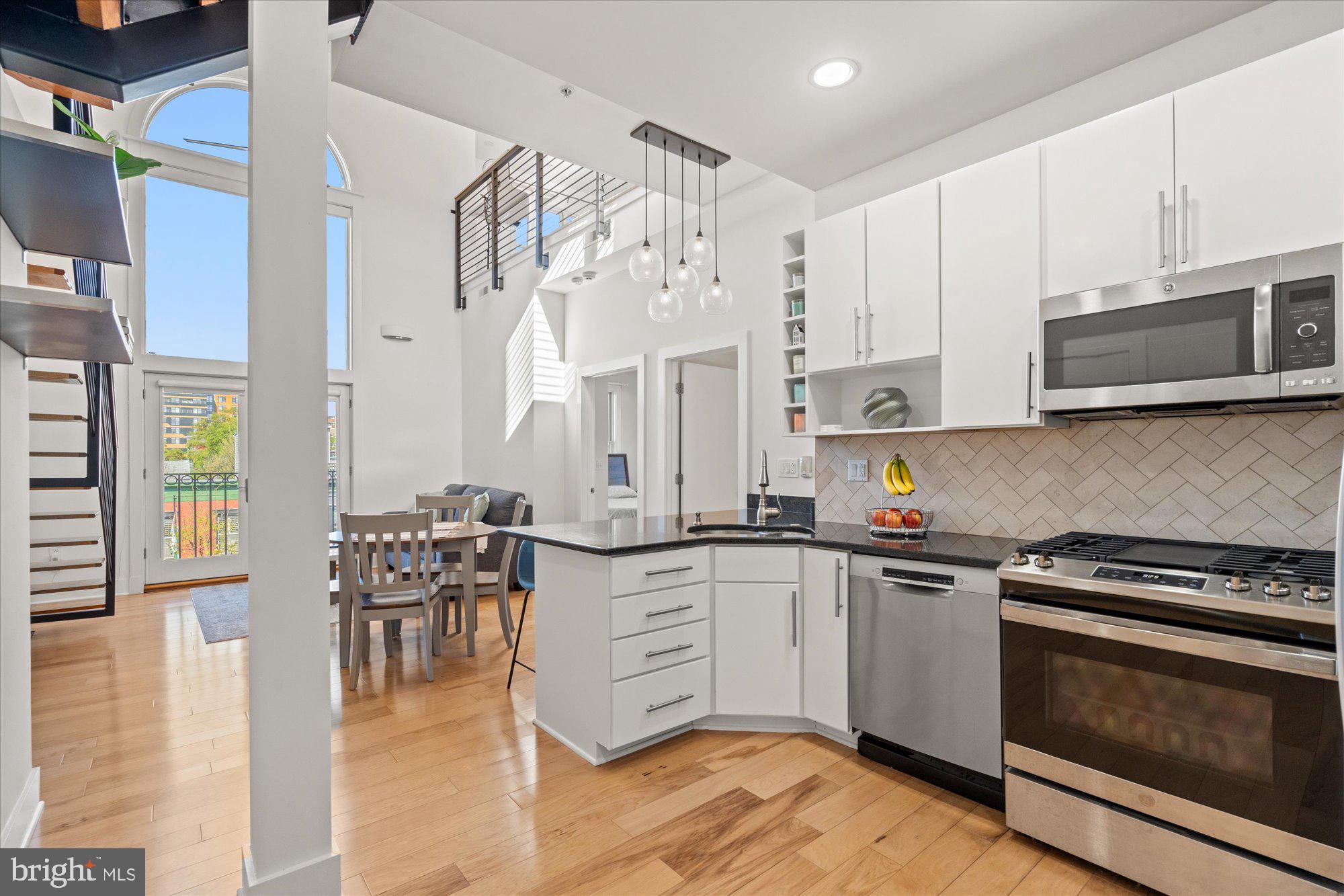 449 R STREET NW 301