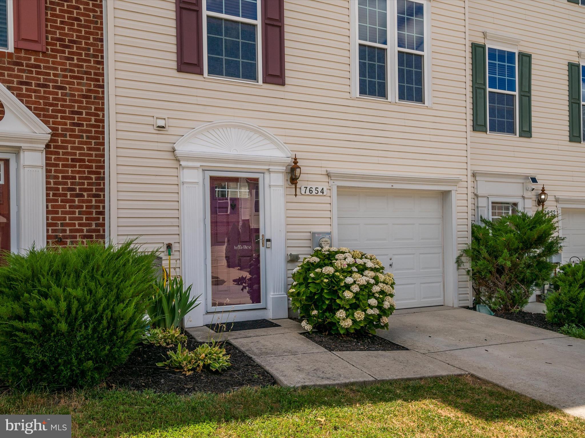 7654 TIMBERCROSS LANE