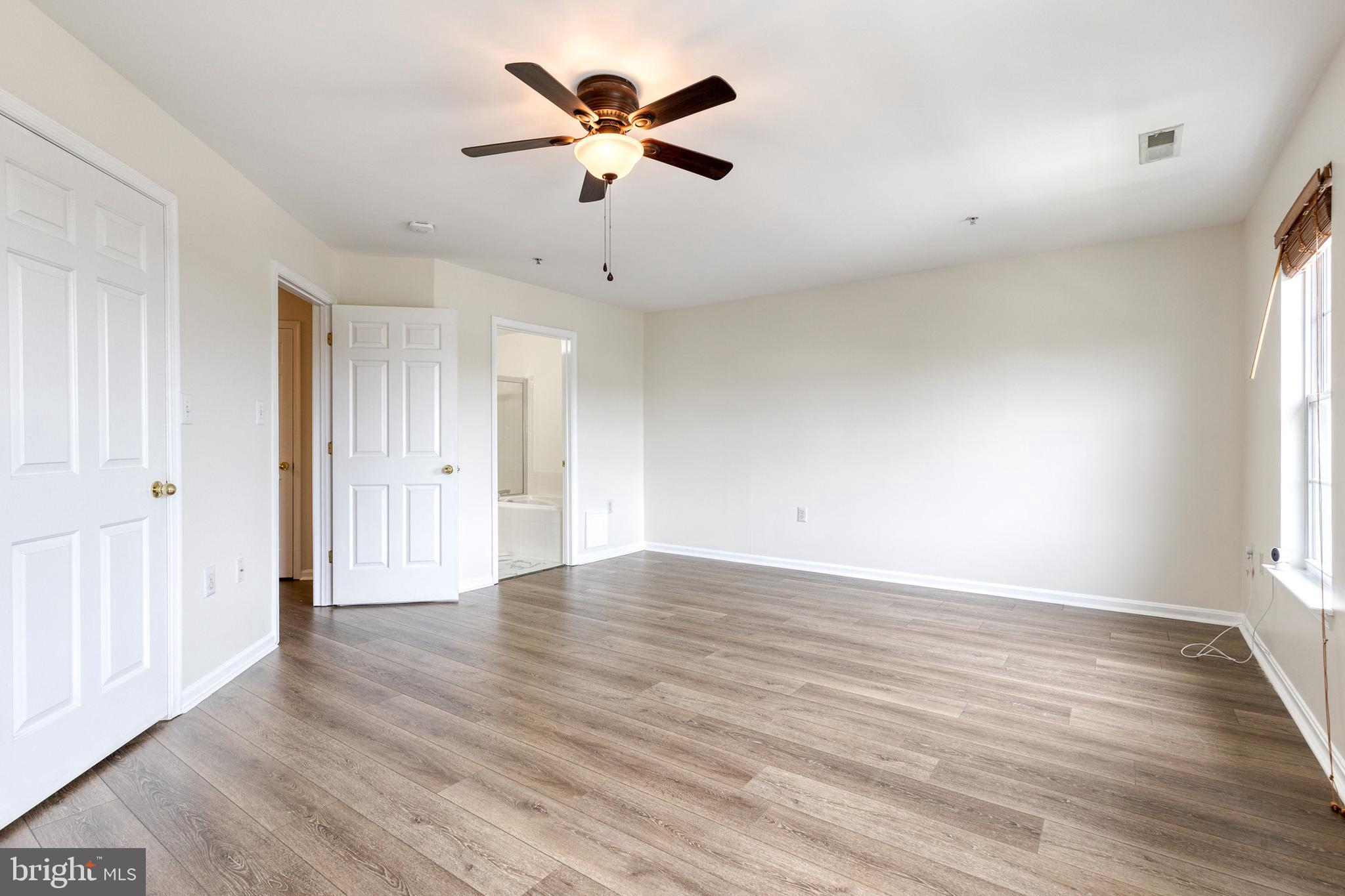 1915 BULRUSH COURT