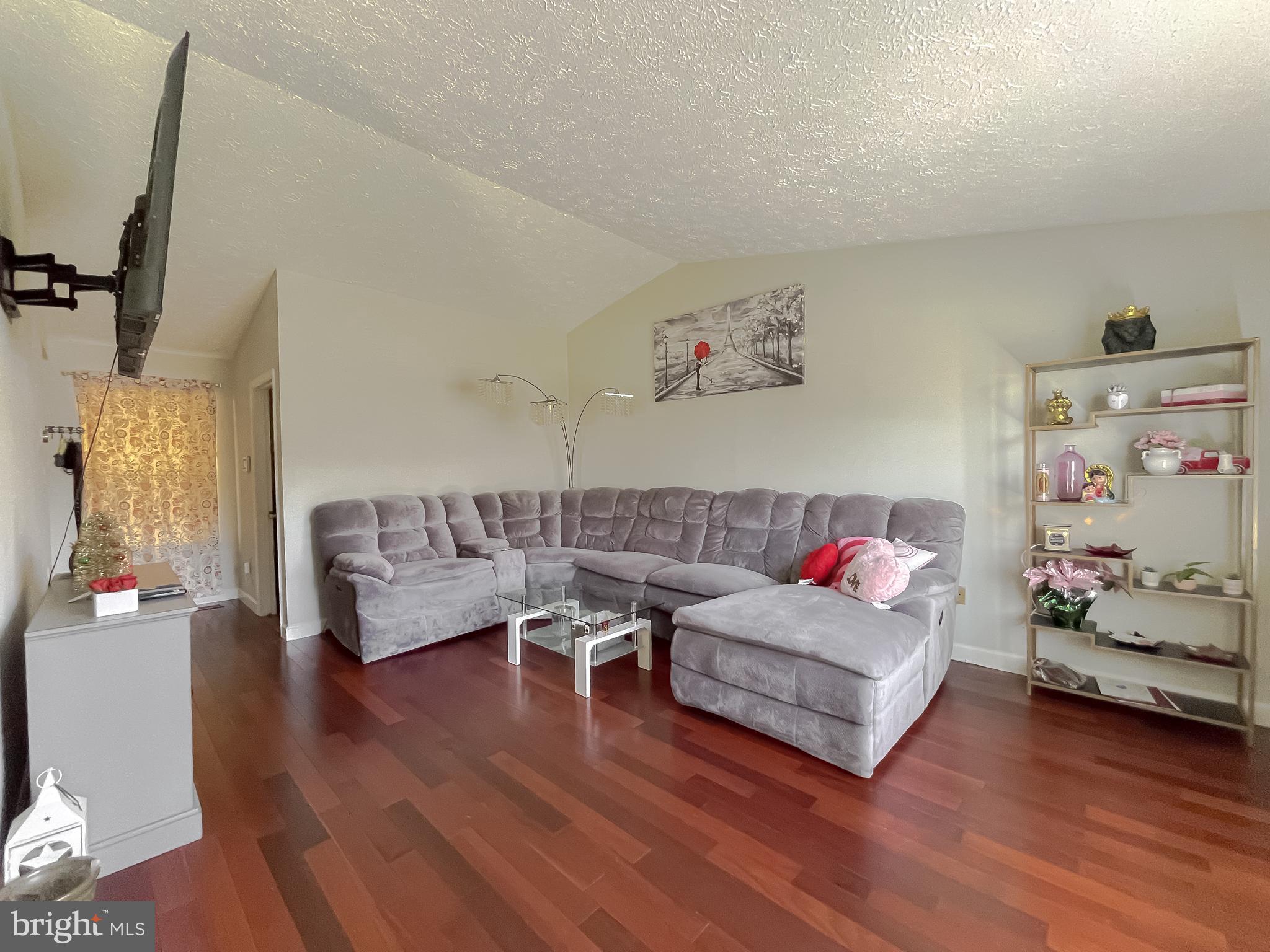 2411 SHADE OAK COURT