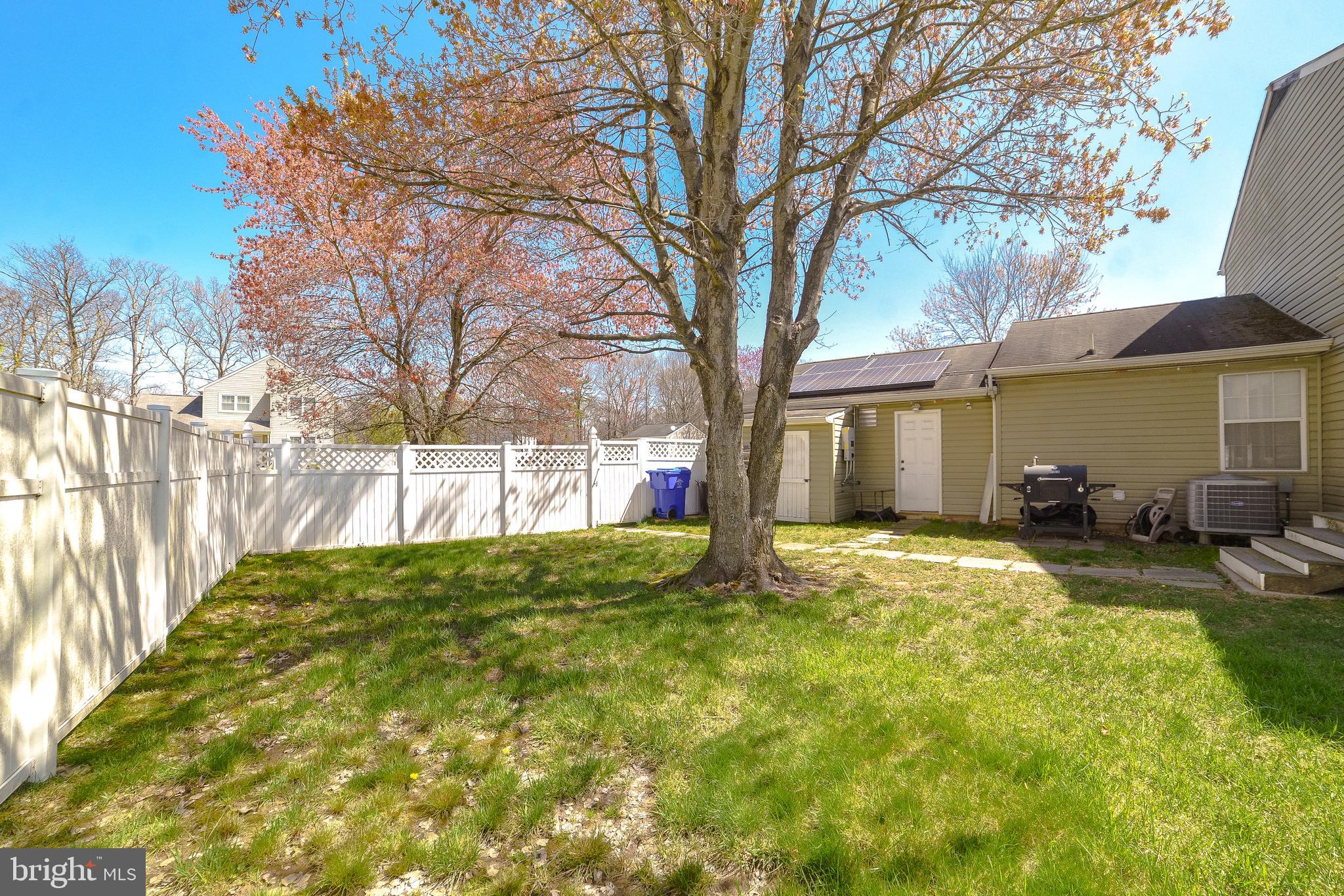 2411 SHADE OAK COURT