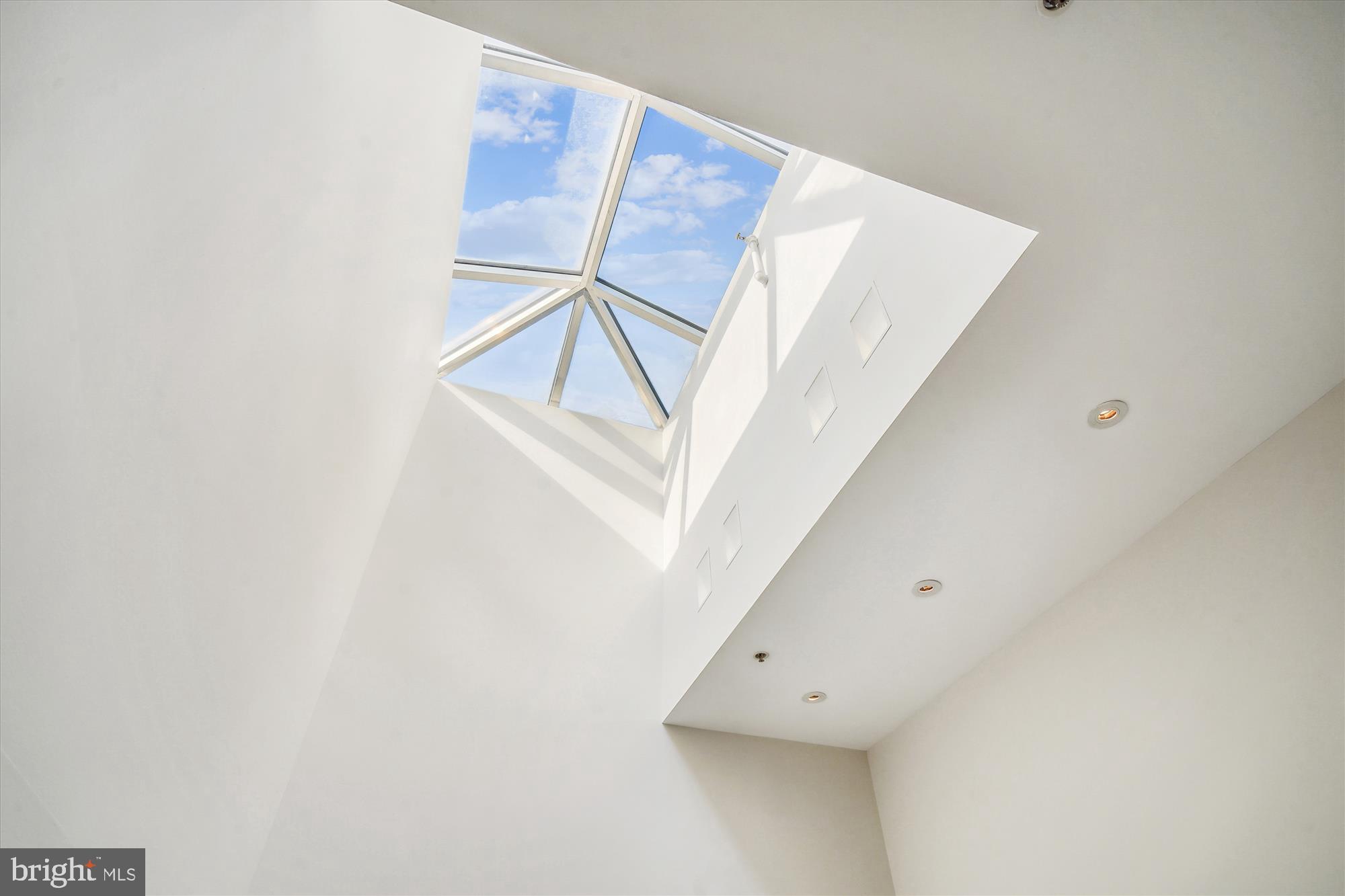 6820 WISCONSIN AVENUE 8001