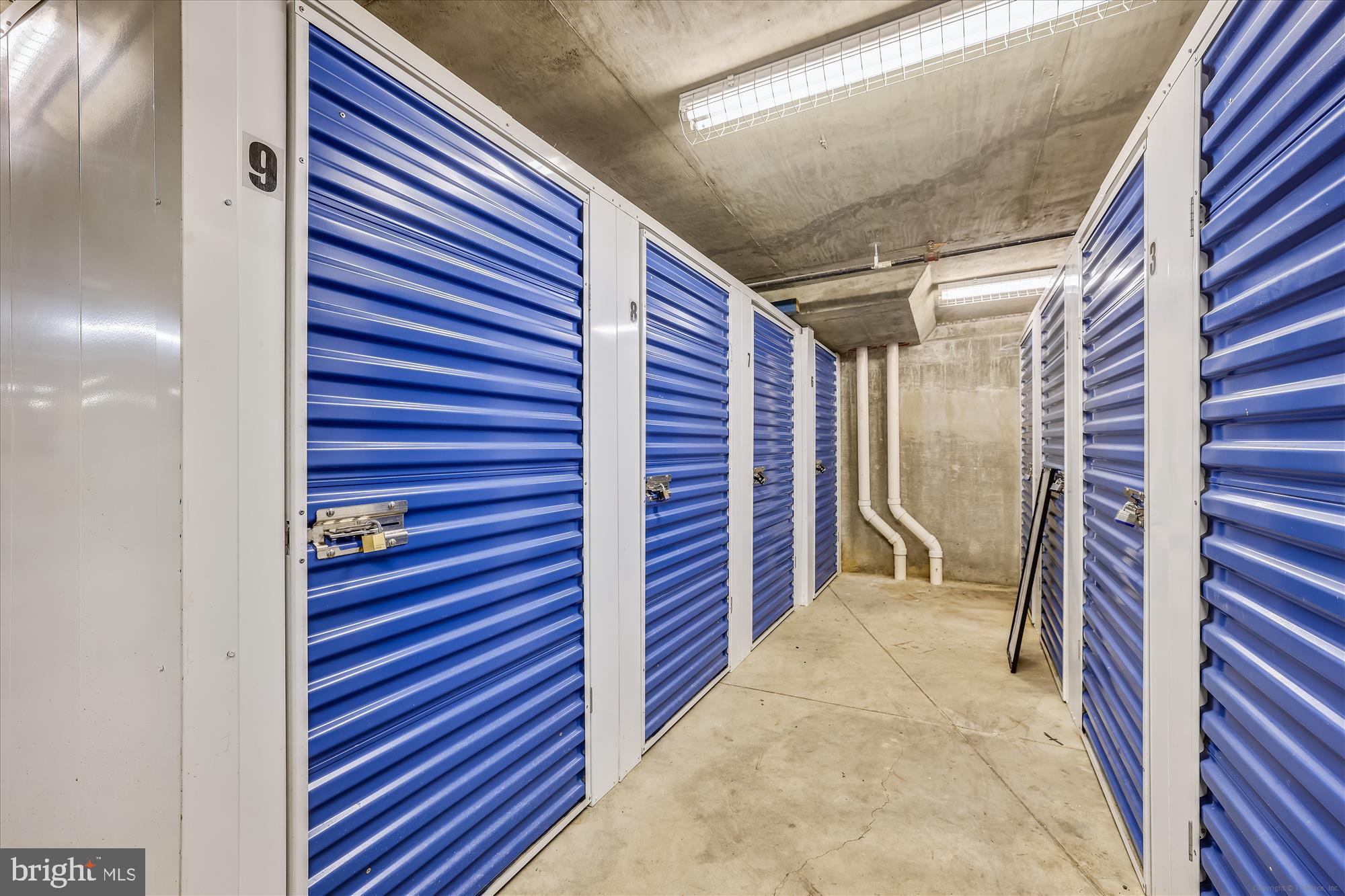 6820 WISCONSIN AVENUE 8001