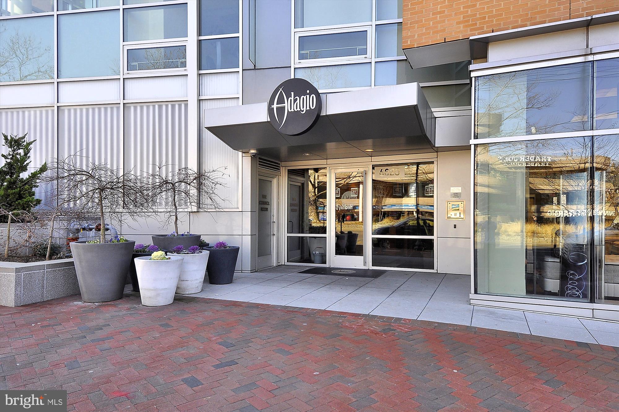 6820 WISCONSIN AVENUE 8001