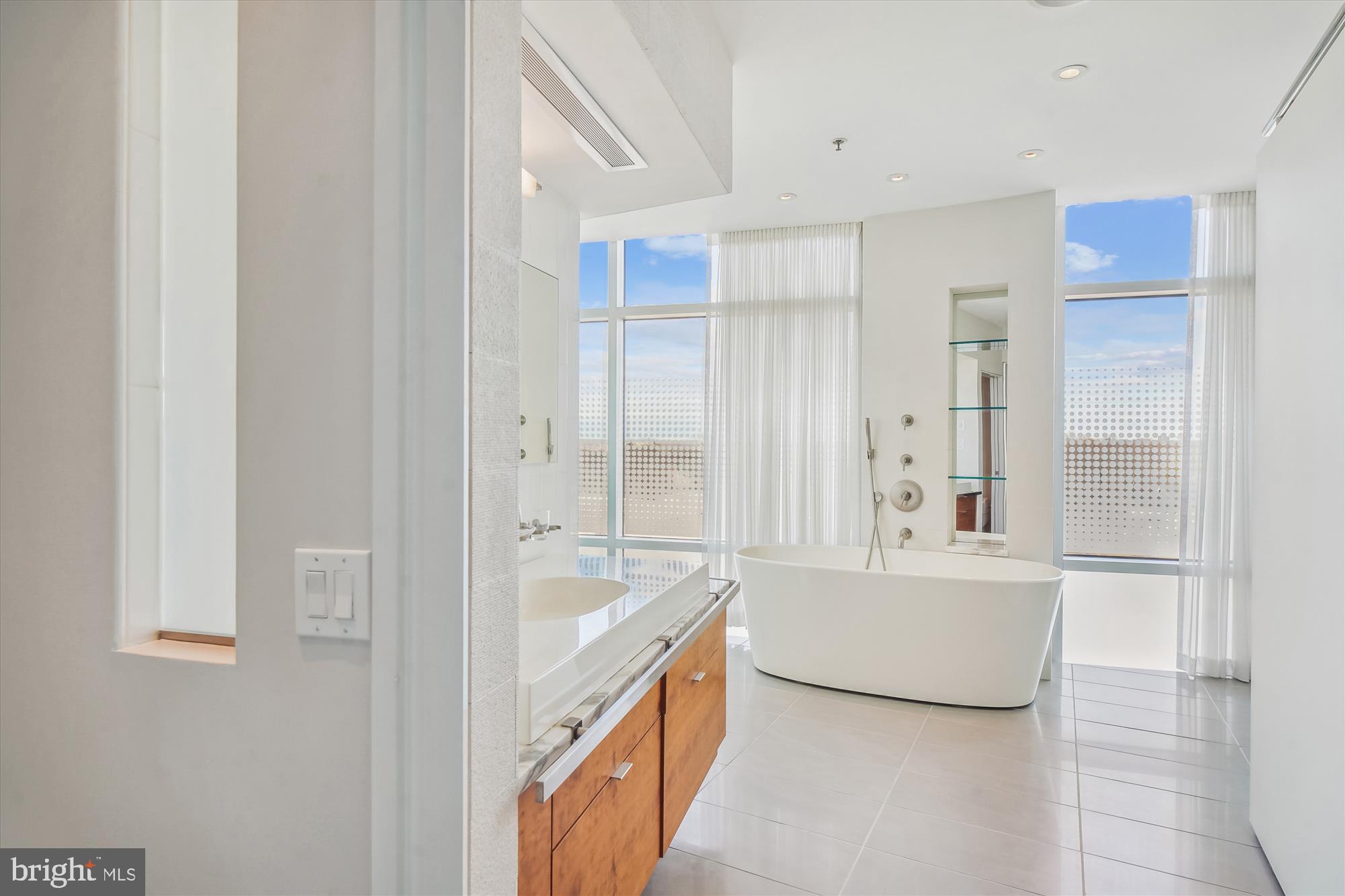 6820 WISCONSIN AVENUE 8001