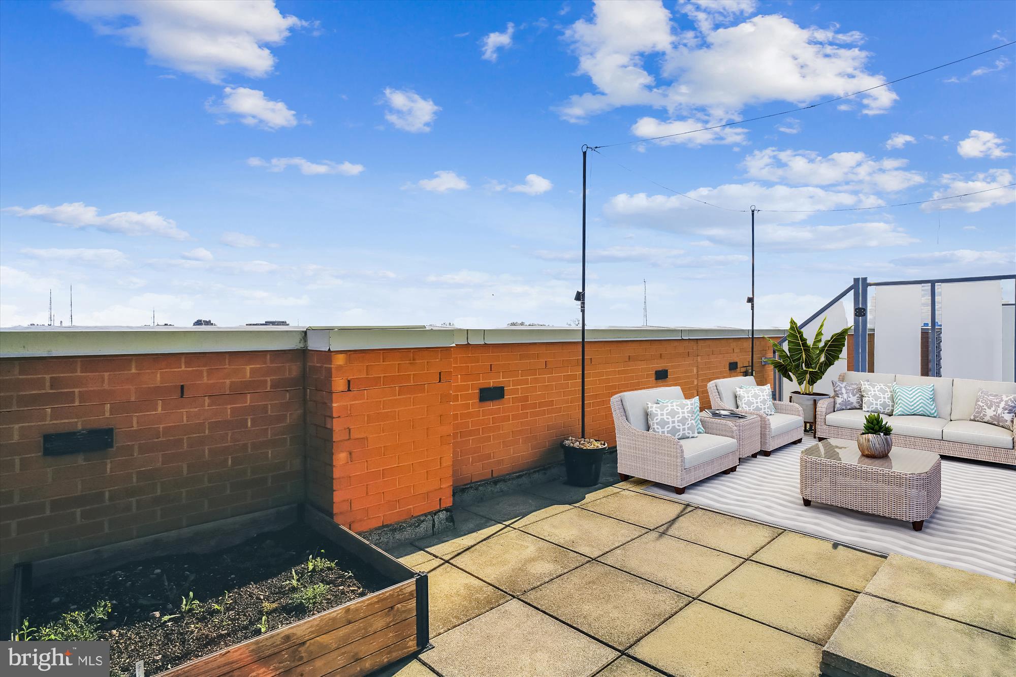 6820 WISCONSIN AVENUE 8001