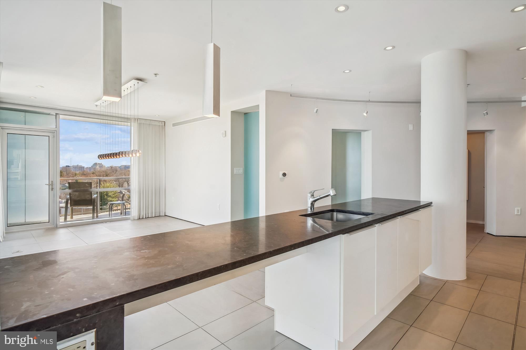 6820 WISCONSIN AVENUE 8001