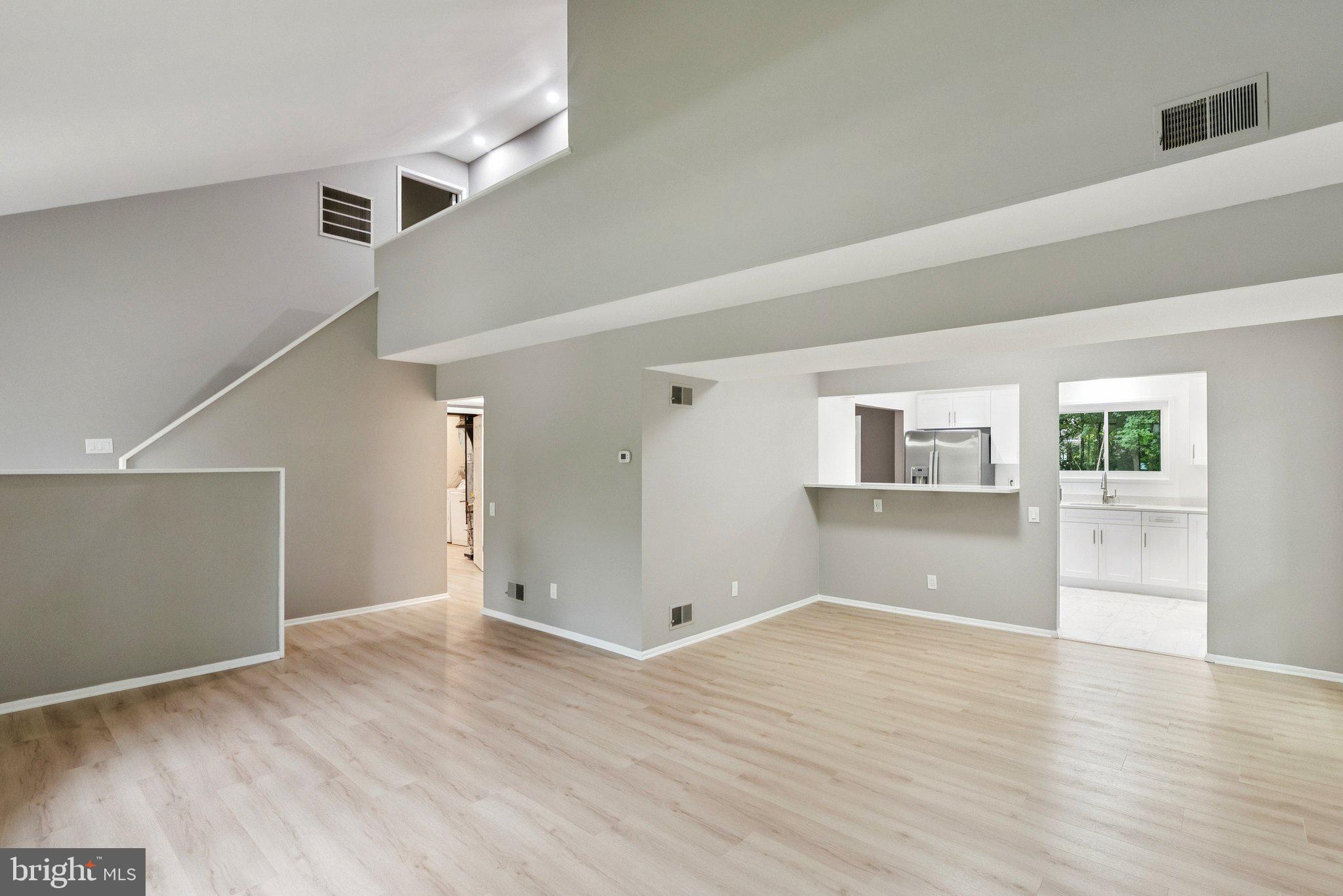 2 TAPIOLA COURT