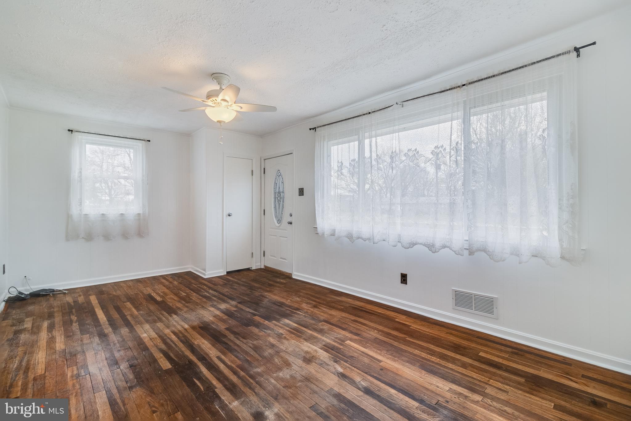5912 ACCOKEEK ROAD