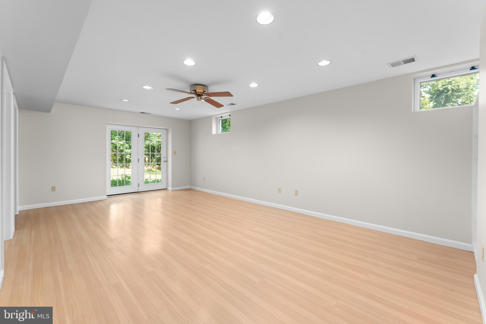 6425 GWINNETT LANE