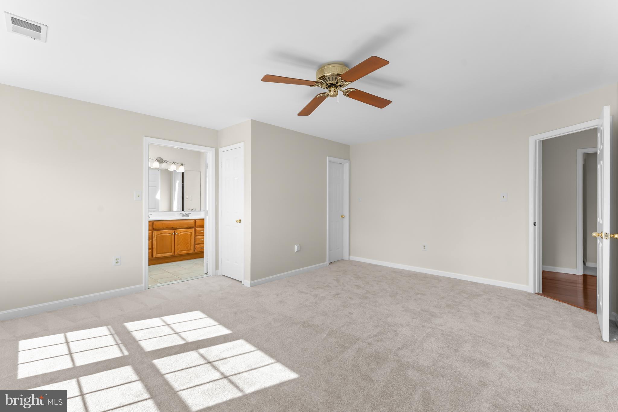 6425 GWINNETT LANE