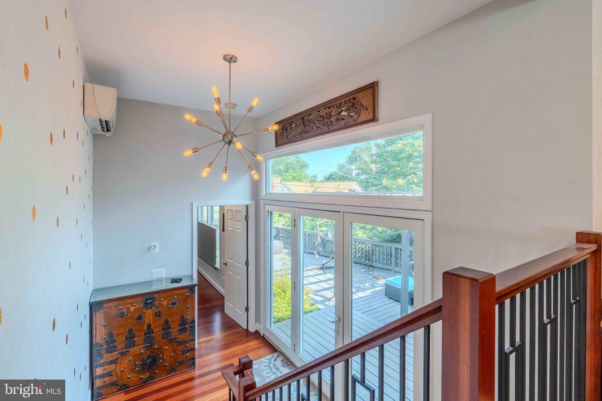 942 N MCKINLEY ROAD
