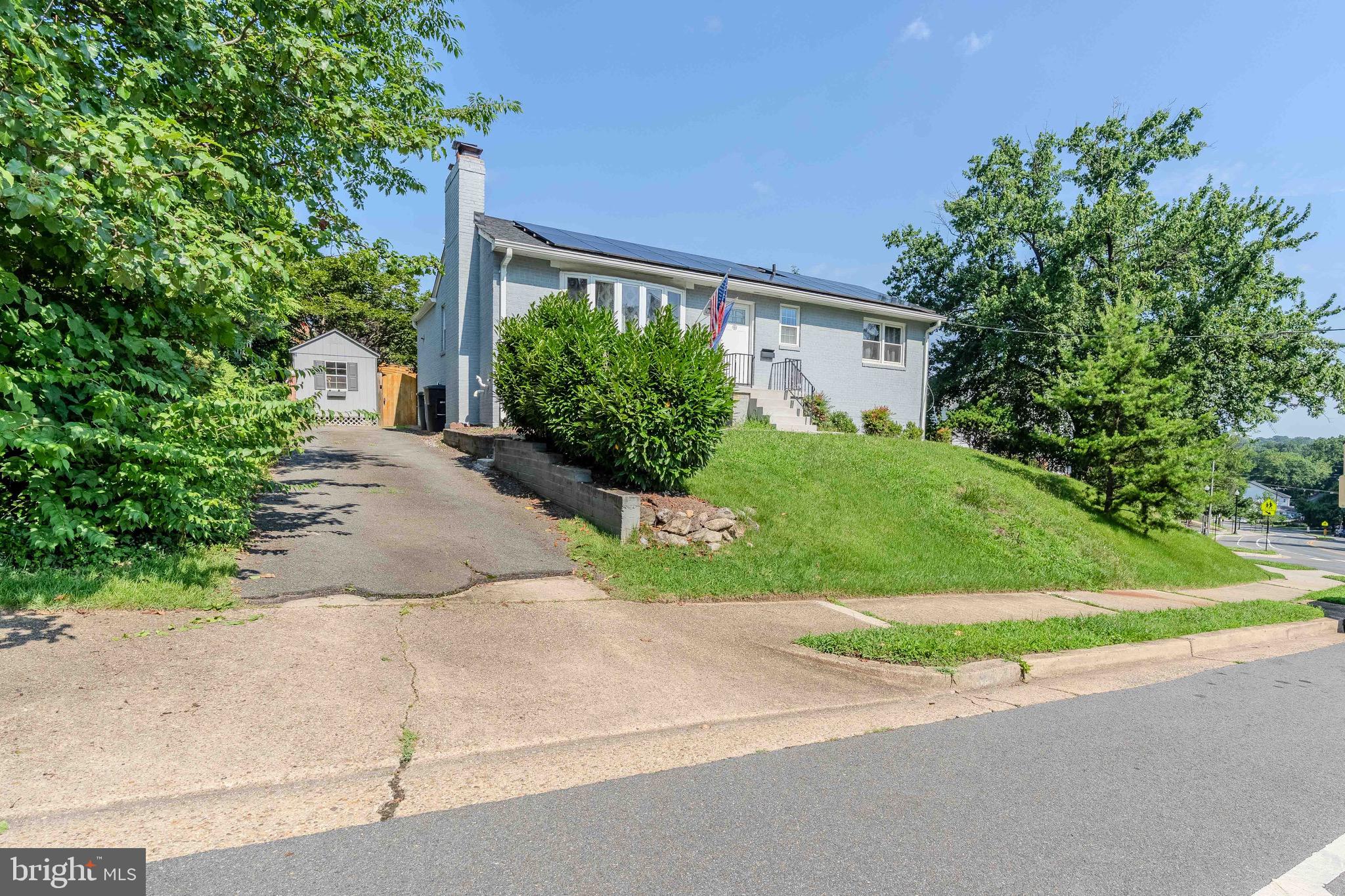 942 N MCKINLEY ROAD