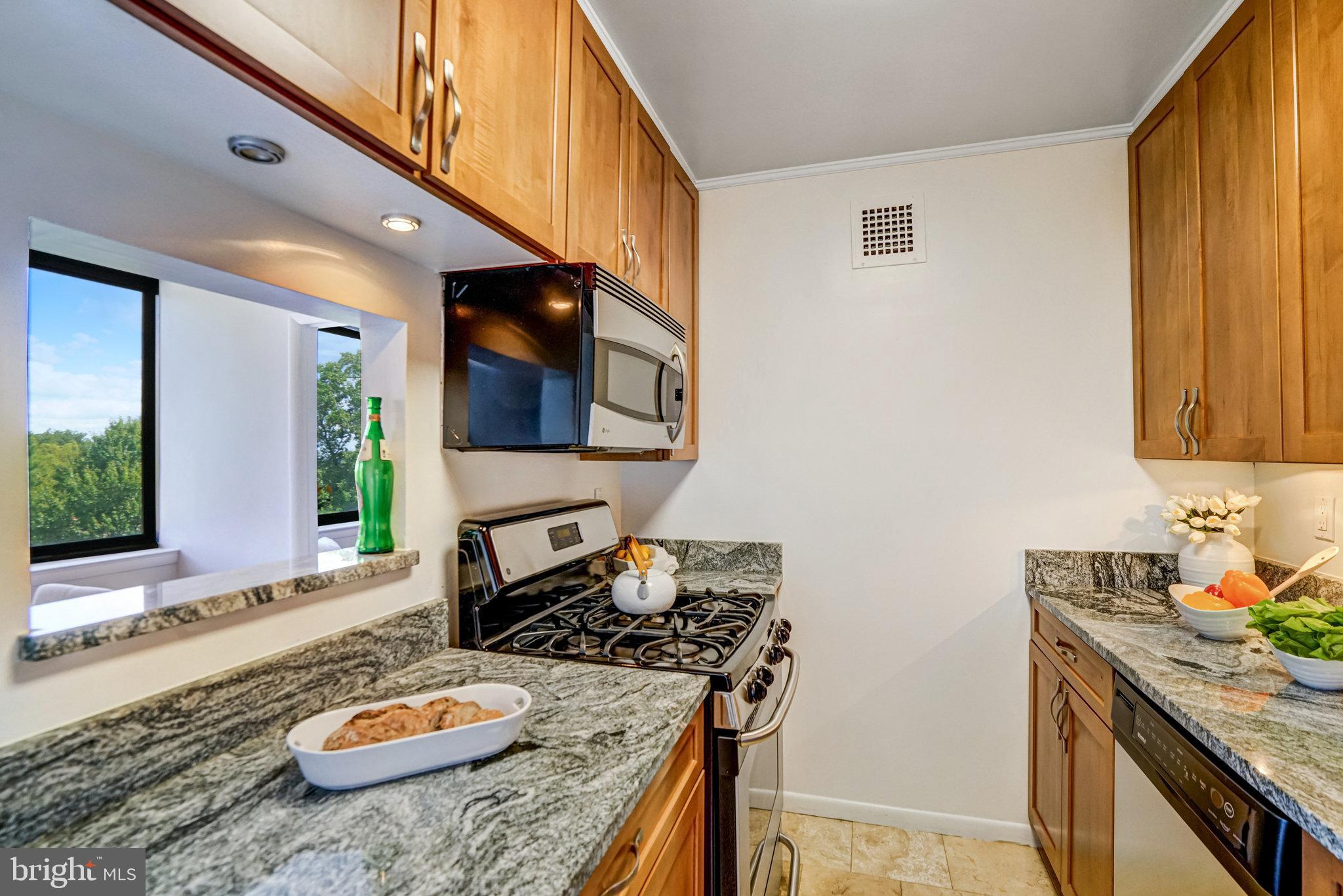 4390 LORCOM LANE 301