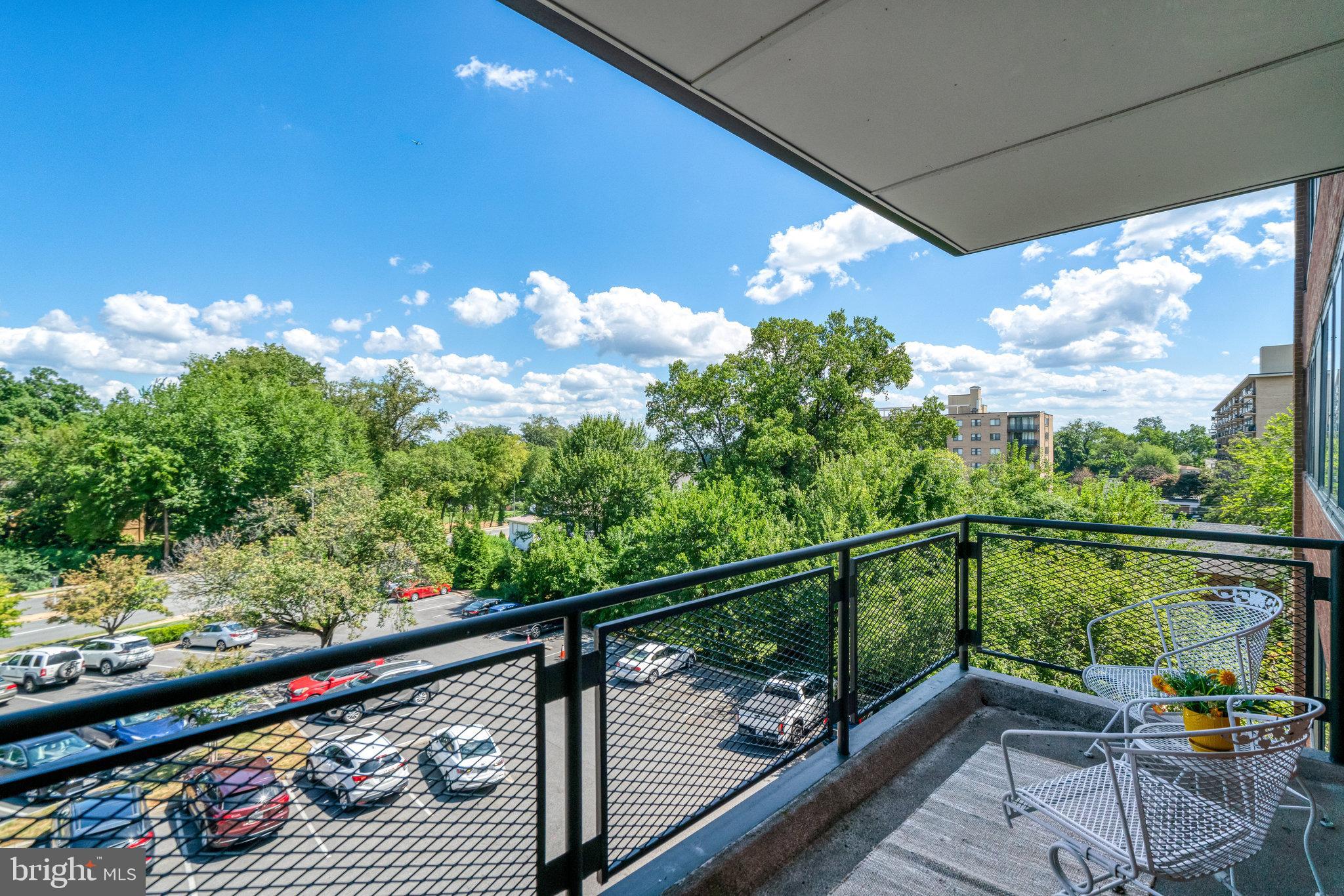 4390 LORCOM LANE 301