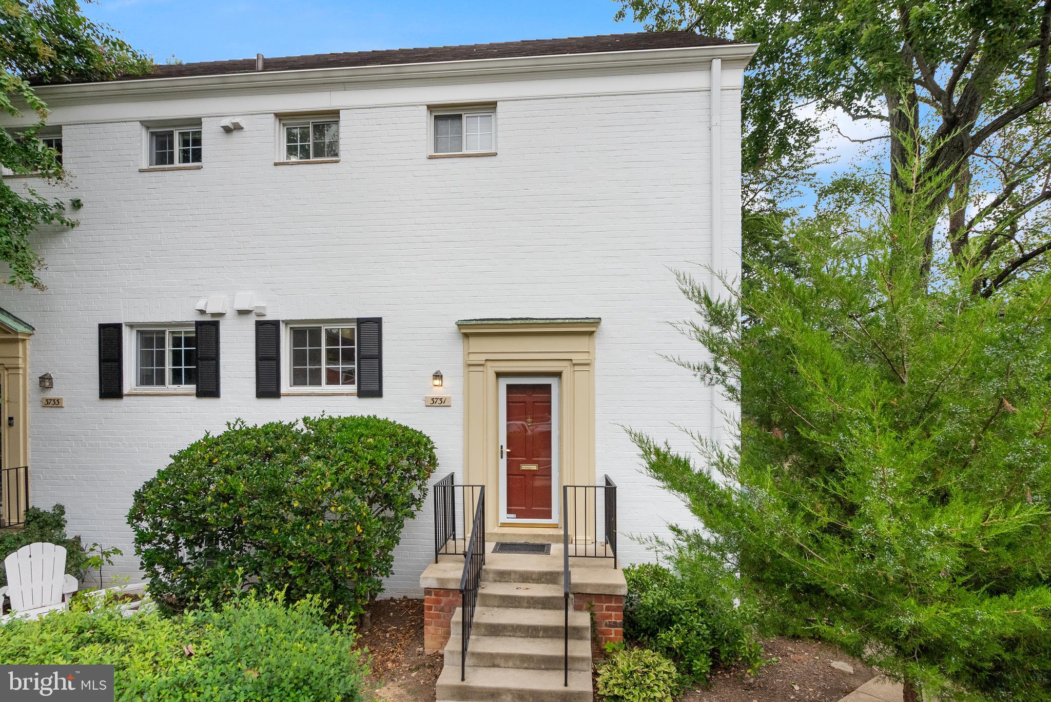 3731 LYONS LANE