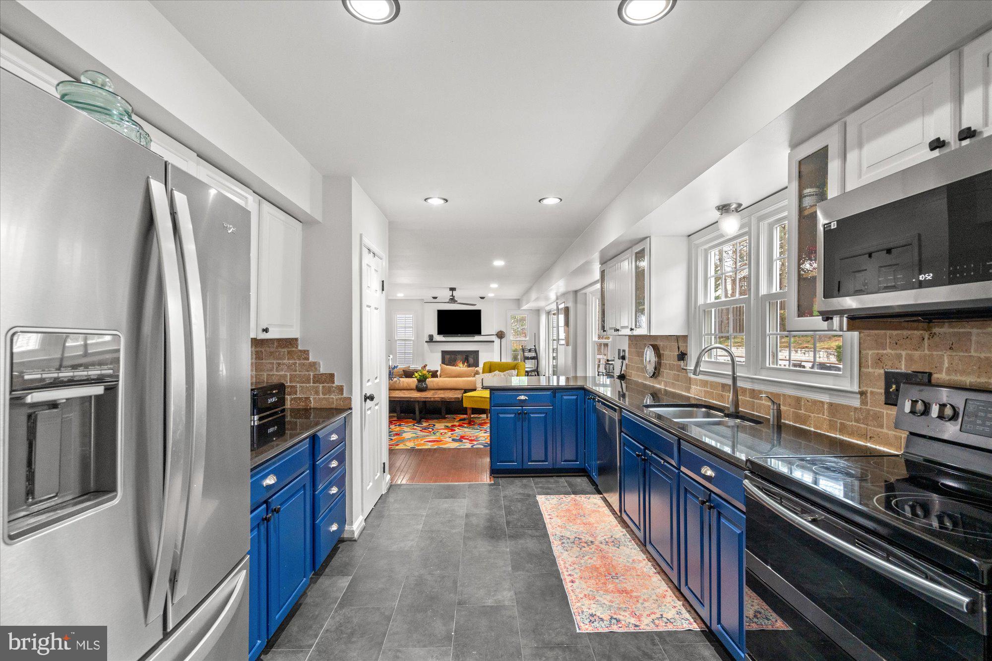 13850 STONEBROOK COURT