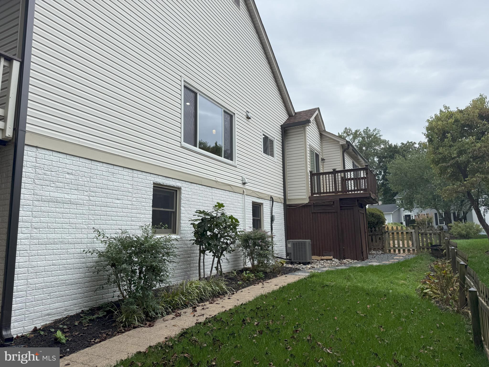 10909 CLARA BARTON COURT
