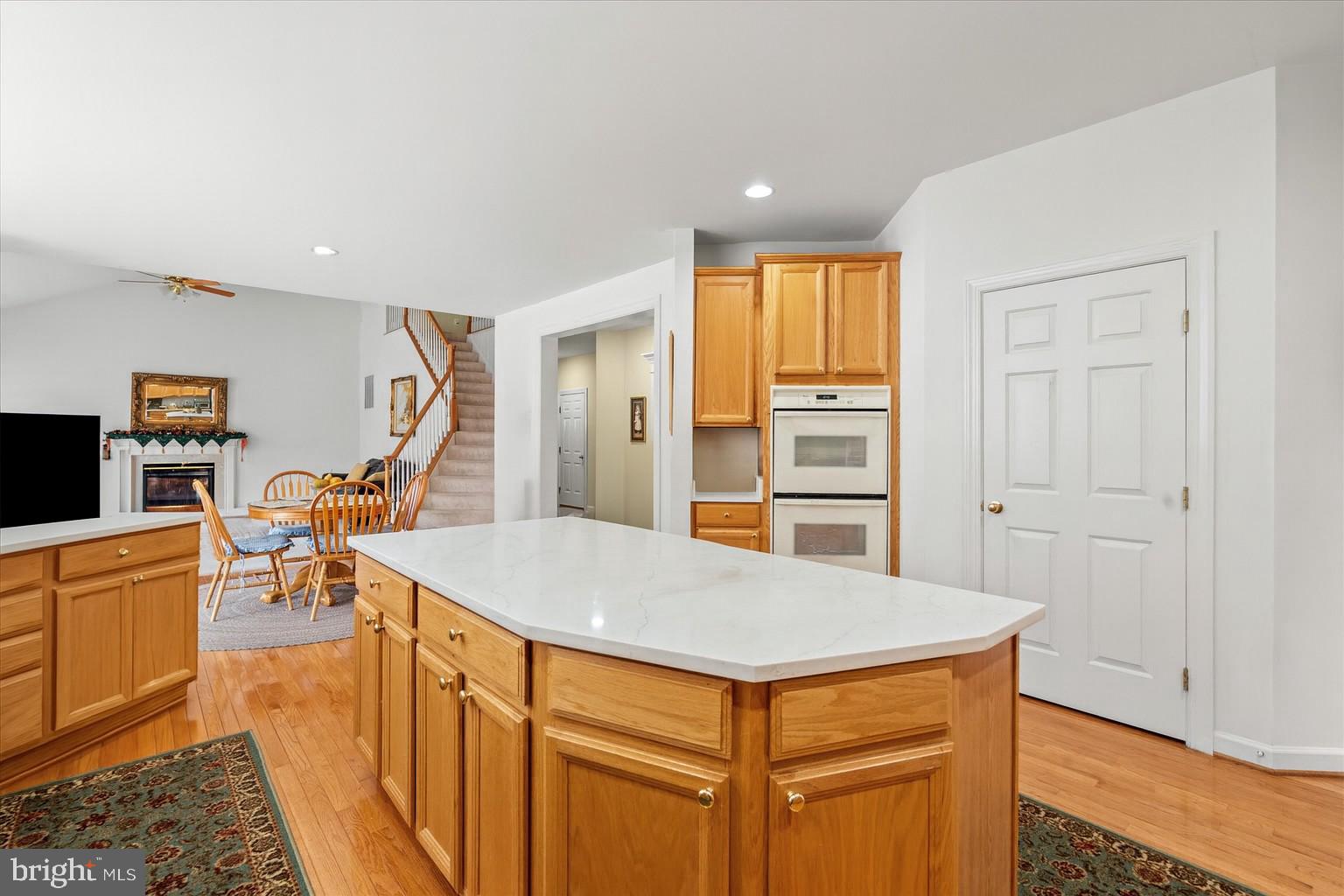 43041 LAGO STELLA PLACE