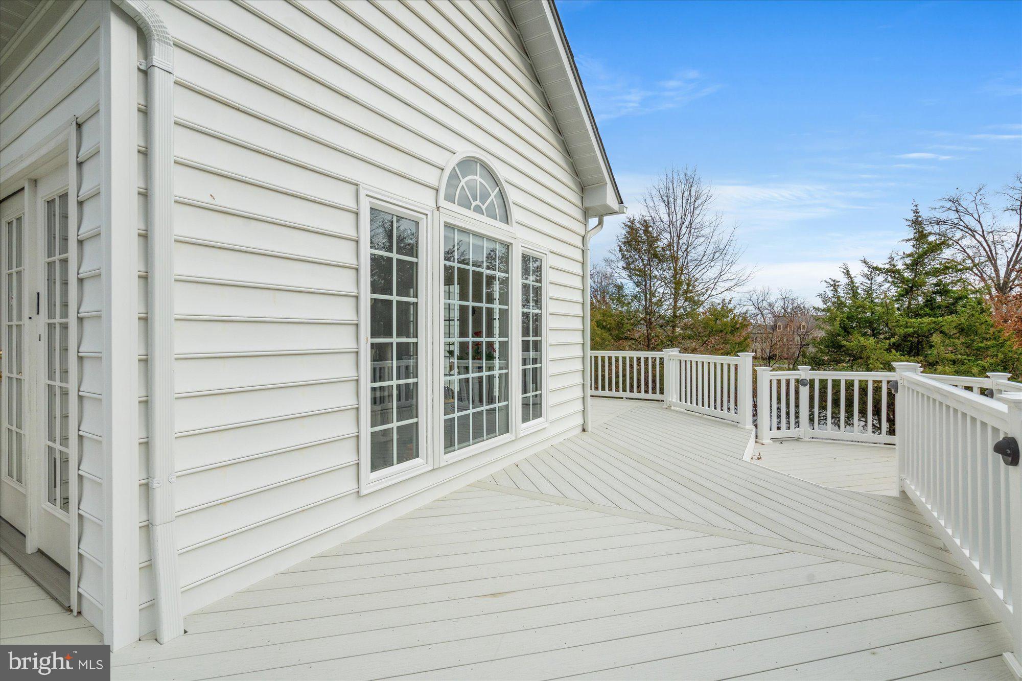 43041 LAGO STELLA PLACE