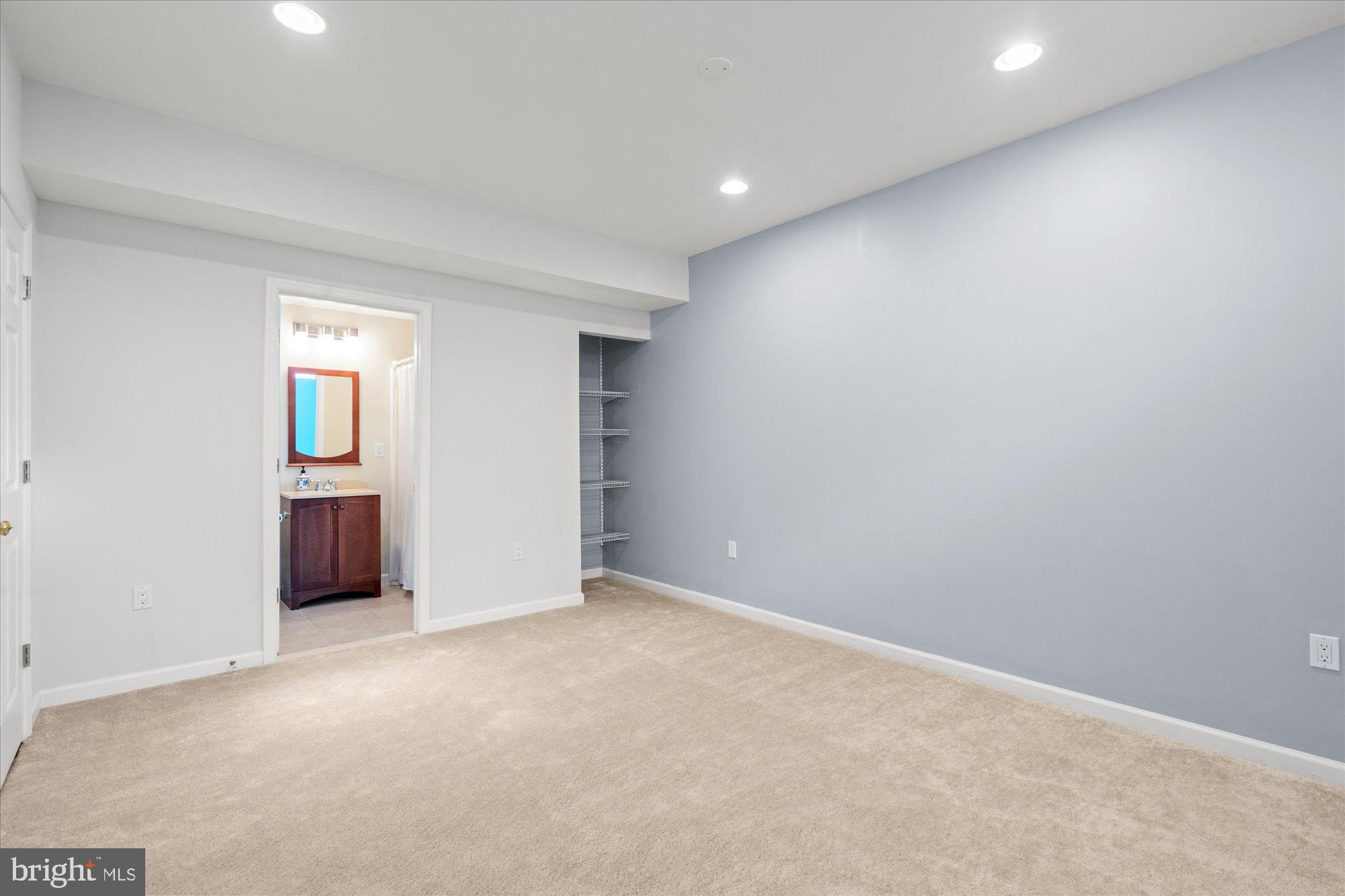 43041 LAGO STELLA PLACE