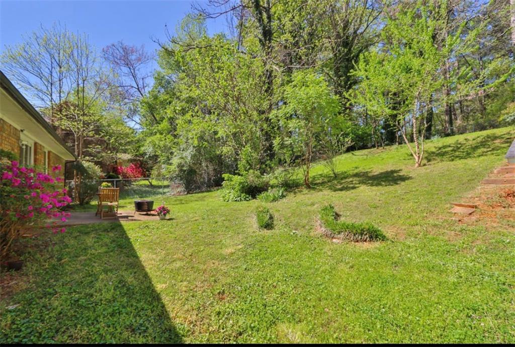 884 Meadow Rock Way