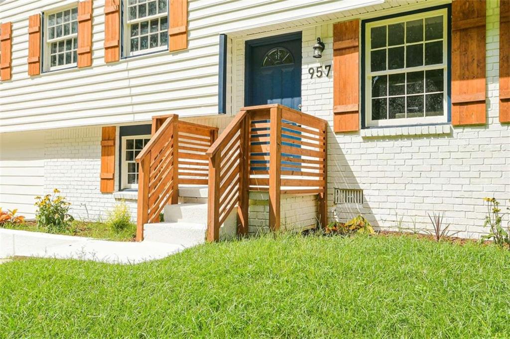 957 Scott Road