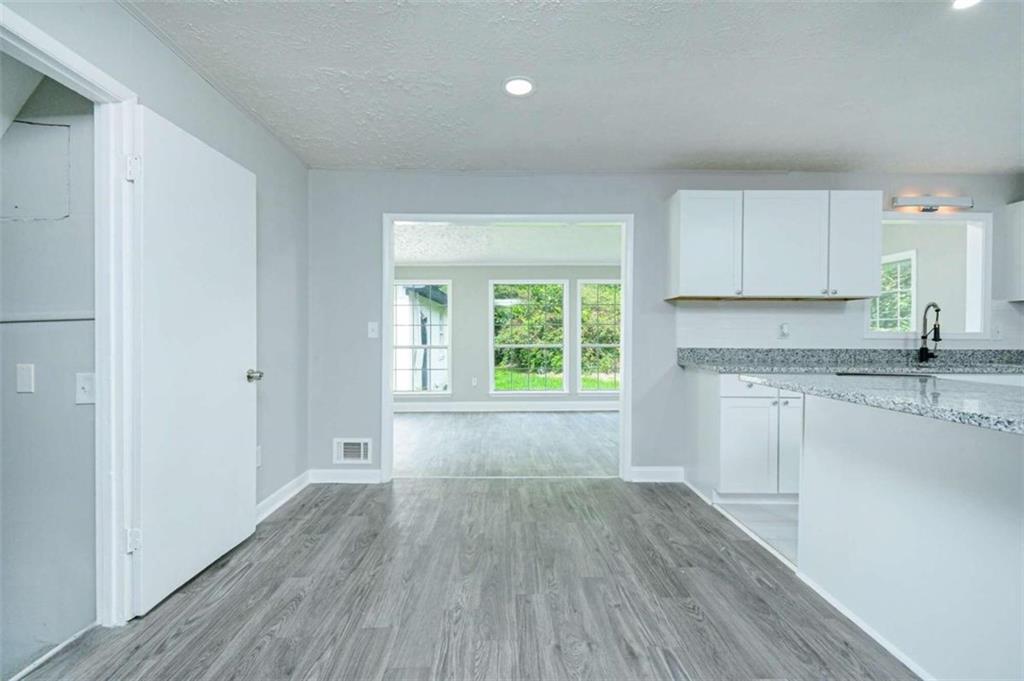 957 Scott Road