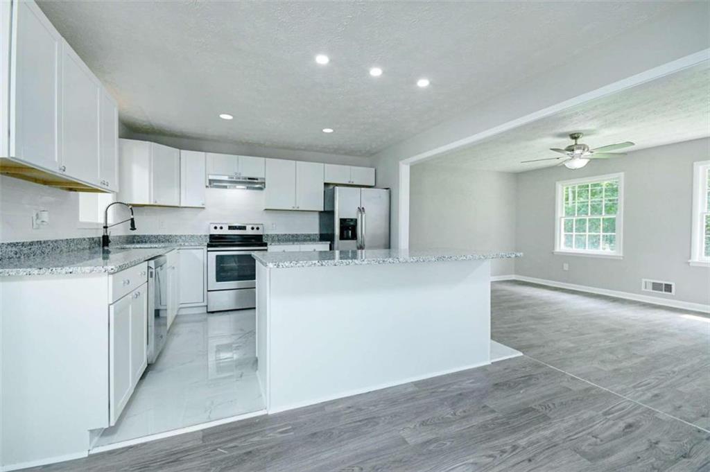957 Scott Road