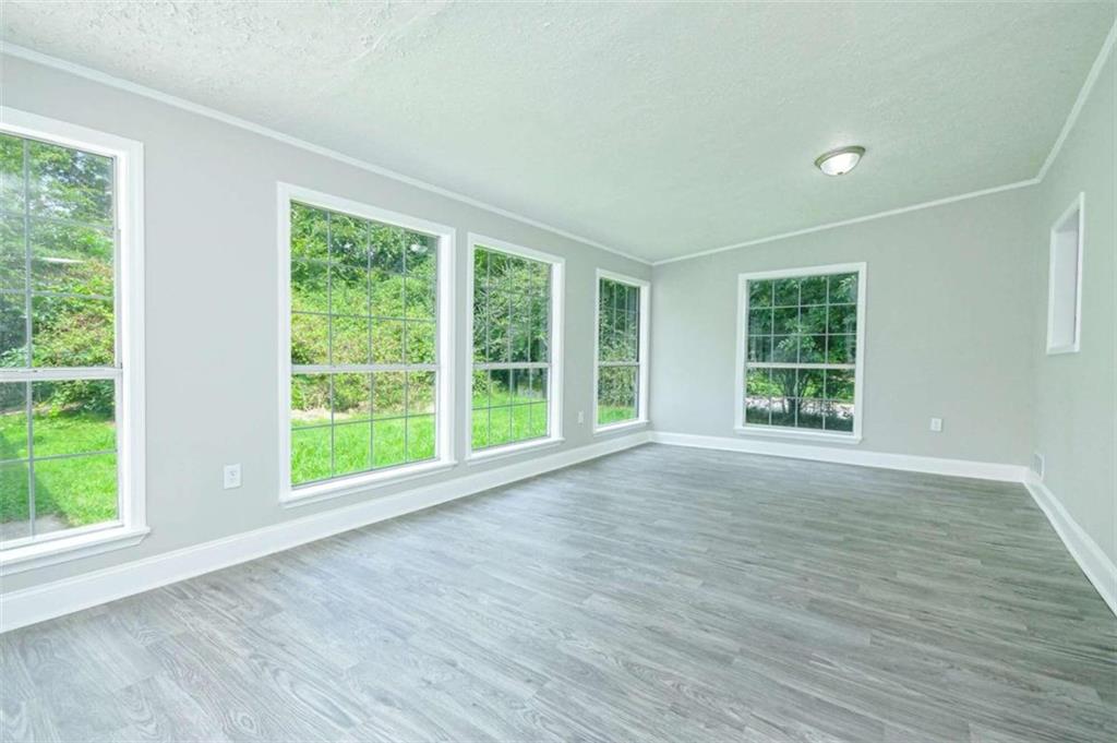 957 Scott Road
