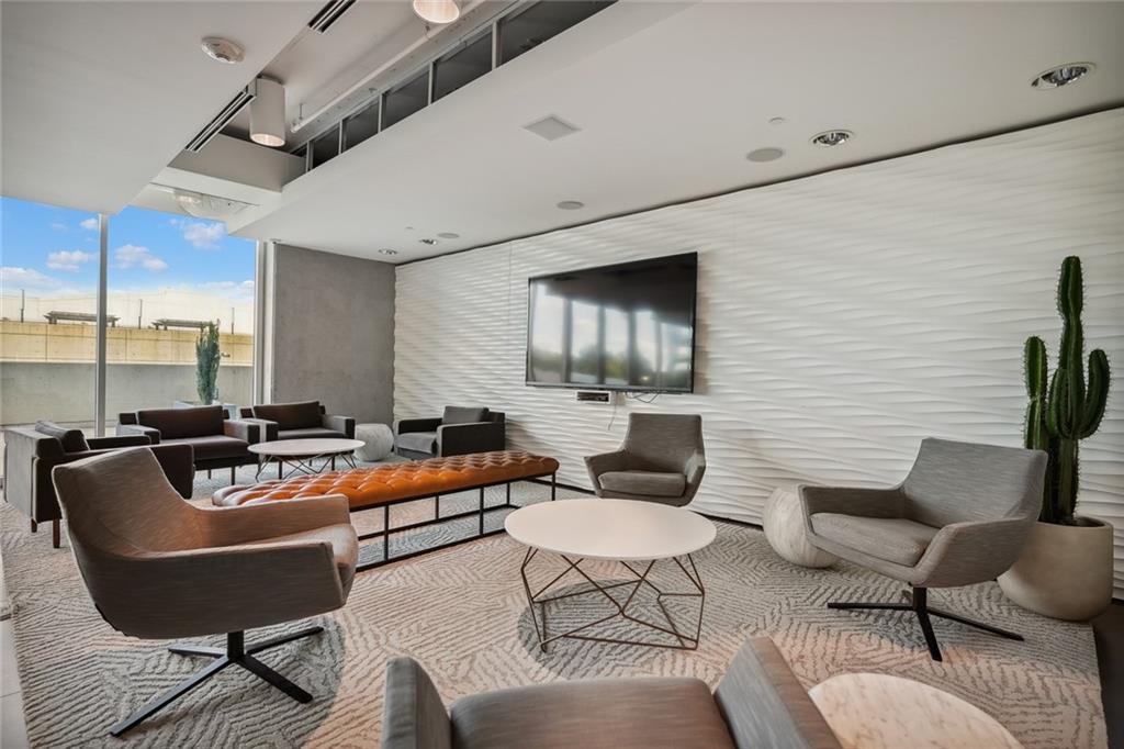 361 17th Street NW Unit: 2122