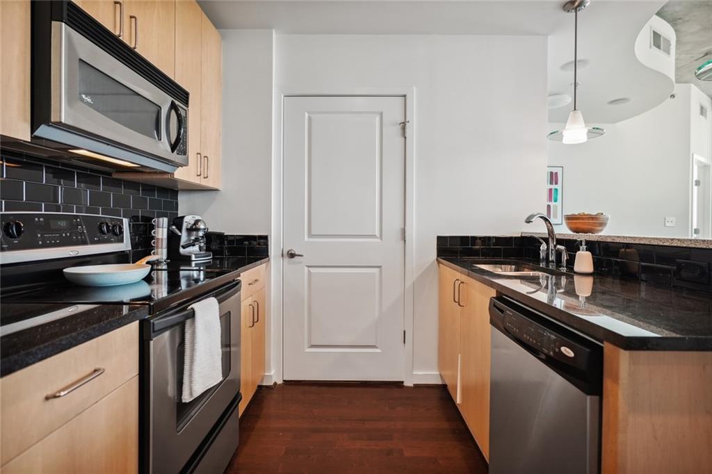 361 17th Street NW Unit: 2122