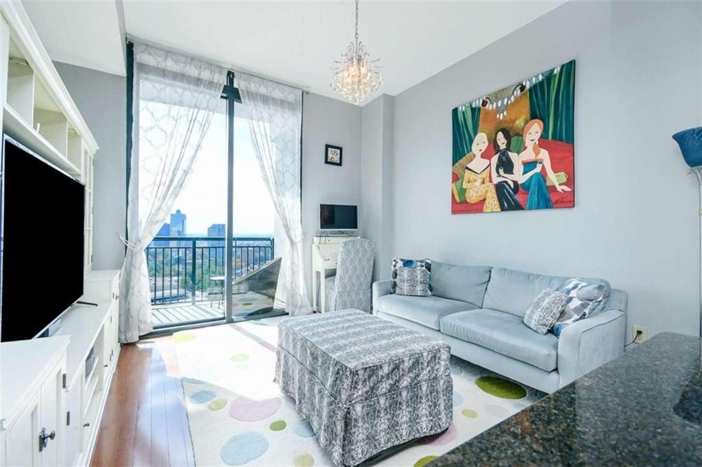 3040 Peachtree Road Unit: 1808