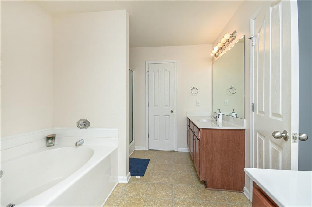 5200 Cedar Shoals Drive