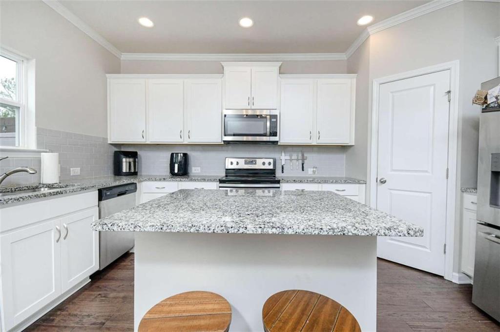 1021 Liberty Parkway
