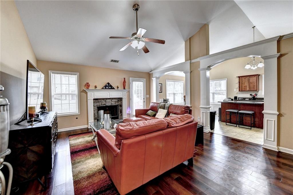 1398 Tumblerock Court